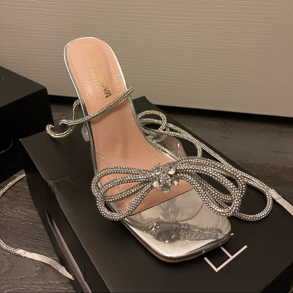 Fashion nova sparkly wrap up heels SZ 7 - Picture 3 of 7